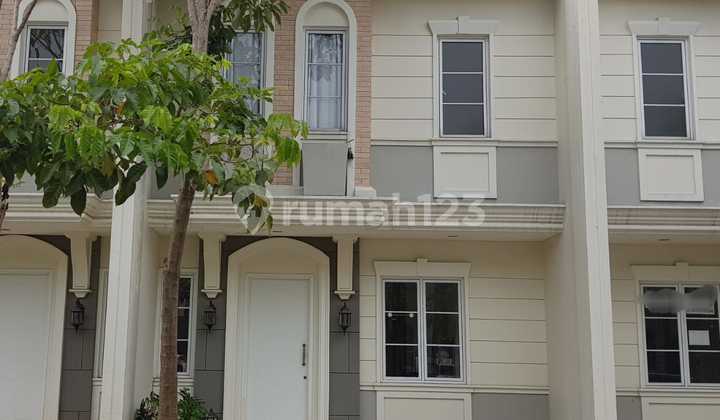 RUMAH CANTIK ASRI CLUSTER AZZURA, VANYA PARK, BSD