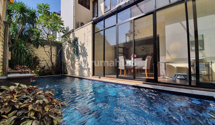 Pejaten.Rumah modern dalam town house.private pool.dkt AIS di Pejaten jakarta selatan 1