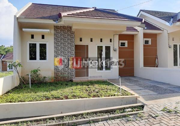 House in Dawung Residence, Untung Suropati, Ngaliyan, Semarang 2