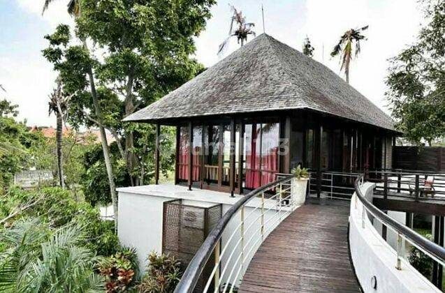 Villa view ocean and river di pantai nelayan batu bolong canggu kuta utara bali 1