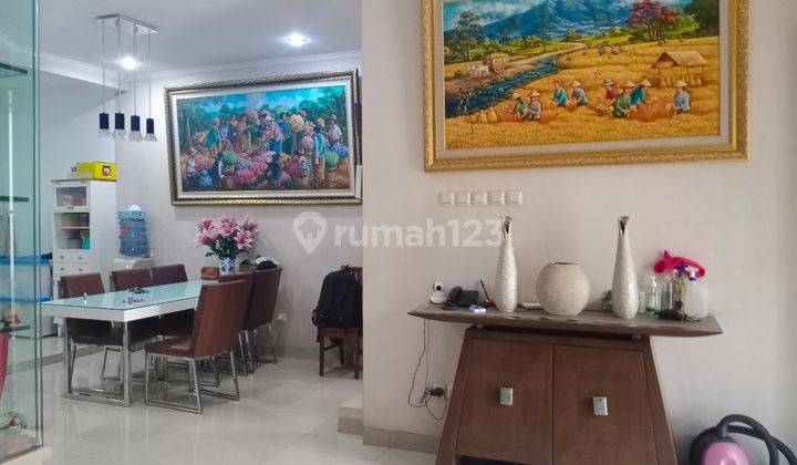 rumah minimalis siap huni , rapi, kawasan strategis 2