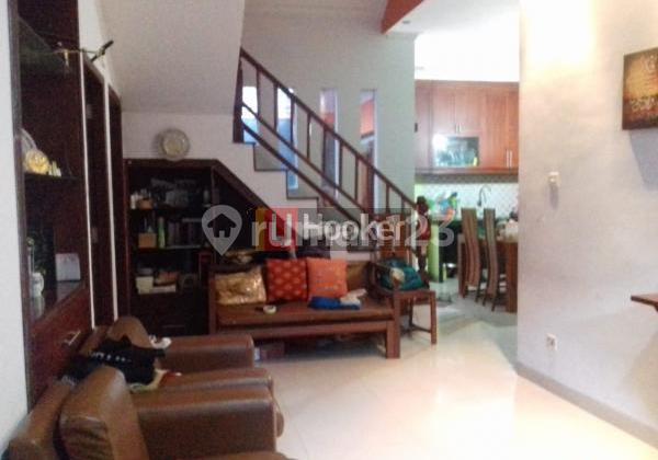 House in Puri Waturenggong Housing Estate, Jl. Tukad Jinah 2