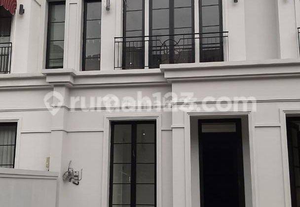 Rumah 3 Lantai Unfurnished Baru Shm - T/B 90 m² / 205 m²) 5.3m, Kemang, Jakarta Selatan 1