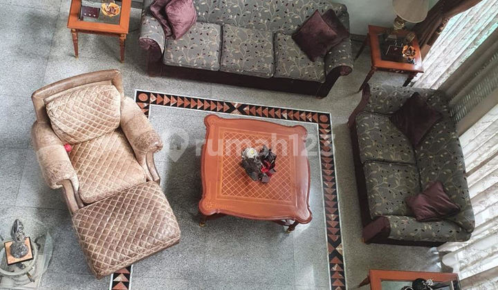 Rumah Fully Furnished Dekat Pakubuwono & Senayan!