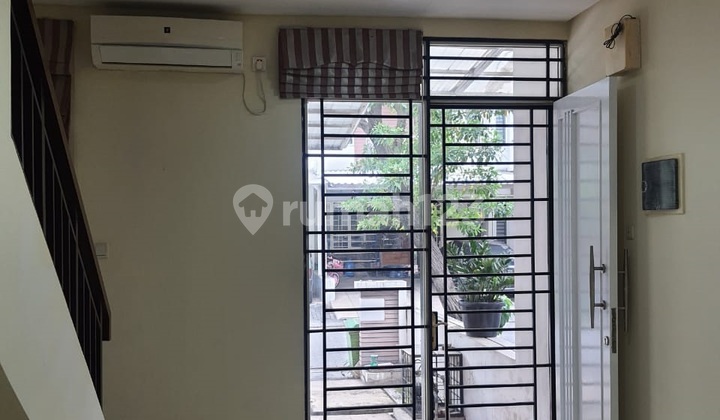 D I J U A L  RUMAH DI PURI MANSION