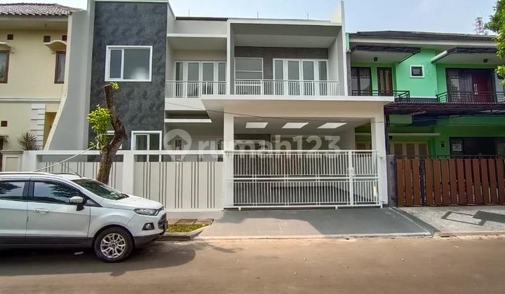 Rumah mewah di Puspita Loka bsd