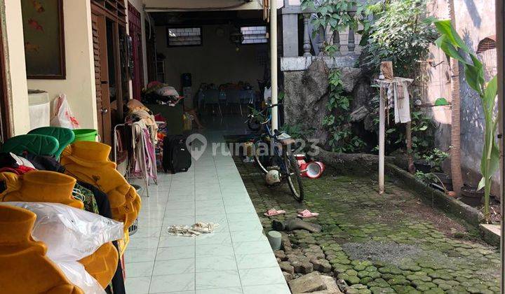 Rumah di Pancoran Barat, pinggir jalan raya, cocok untuk bangun kost. 2