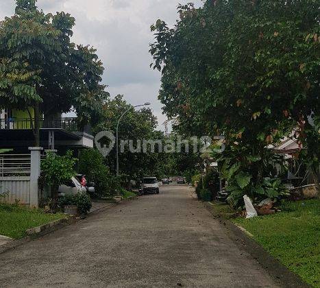 Rumah rusak cluter di depan 2