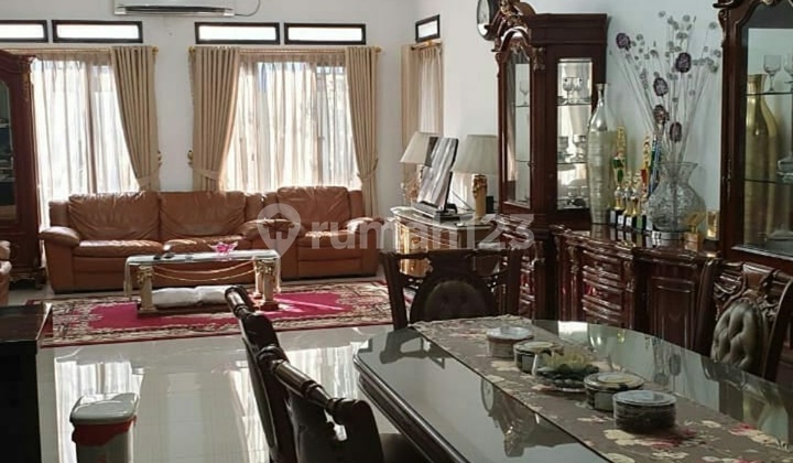 Rumah layak huni.. di arteri pondok indah 2