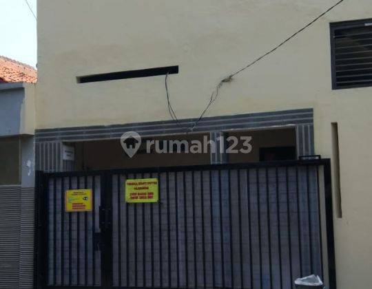 Rumah kos2an deket kampus STAN 1