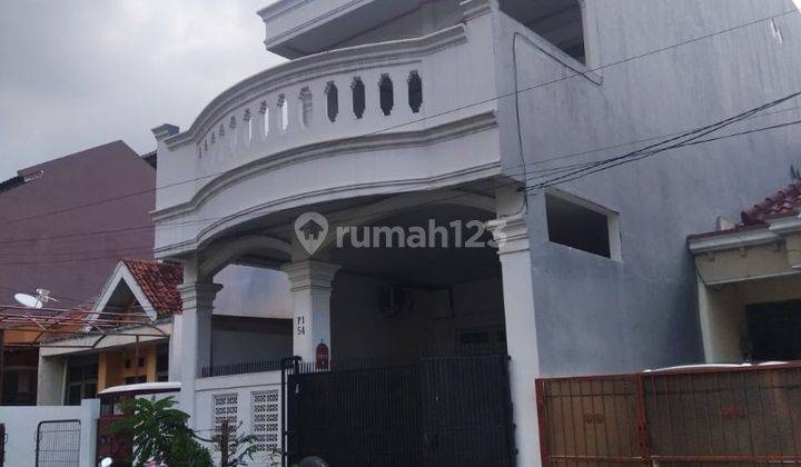 Rumah Termurah di cluster Cendana Loka Graha raya bangunan 2,5 lantai lokasi strategis 1