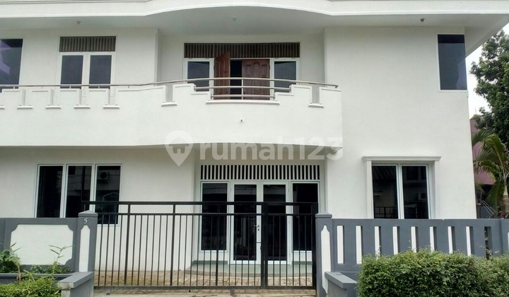 Rumah Siap Huni di Villa Melati Mas 2