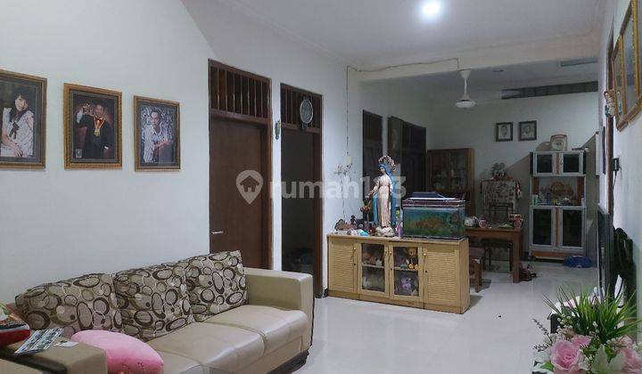 Rumah bagus siap huni di perum fajar indah solo 2