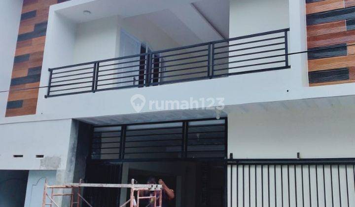 Rumah kost baru 2 lantai 1