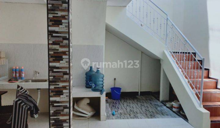 Rumah kost baru 2 lantai 2