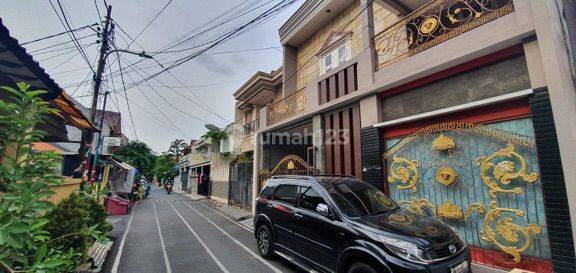 Rumah 3 Lantai Siap Huni di Jakarta Timur Rawamangun 1