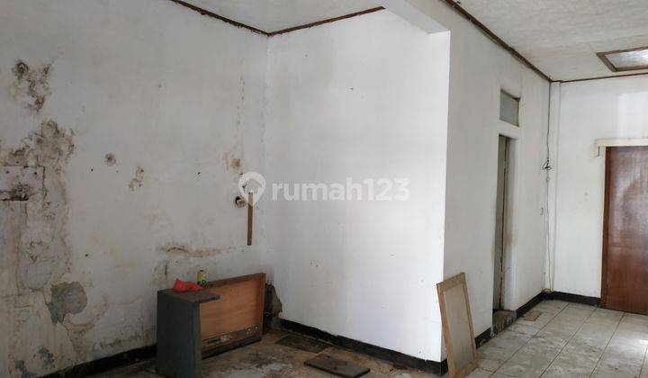 RUMAH TUA JALAN NILEM 1