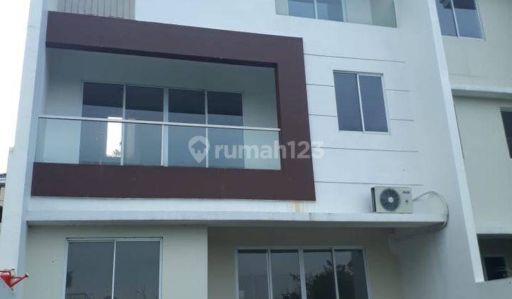 Rumah Lebak Bulus dalam  Cluster Premium 1