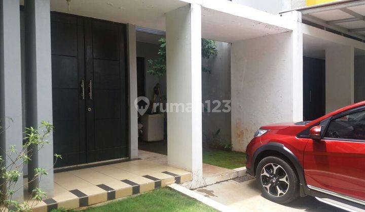 Rumah Siap huni dalam cluster dengan lingkungan yang nyaman cuma diLegenda Wisata 1