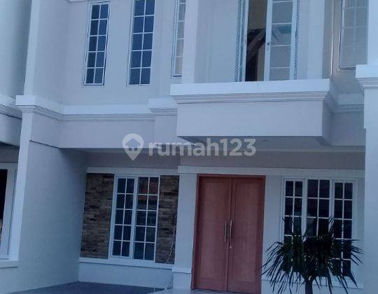 Rumah cantik 2 lantai dilokasi strategis tangsel disc kemerdekaan 1