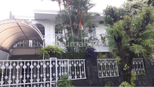 rumah murah di perumahan eksklusif Pondok Indah dengan lokasi sangat strategis