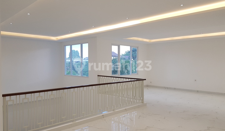 3-Story House in Setrasari, new, minimalist Lux 2