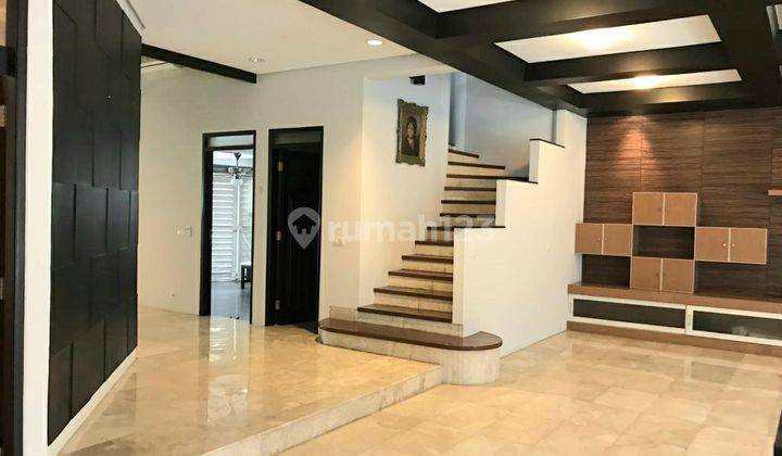 Rumah Dilengkapi Tamanbelakang Pondok Indah Jakarta Selatan 1