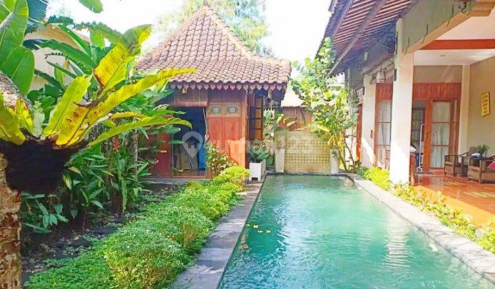 Rumah Dijual Kolam Renang Dekat Ugm Klasik 1