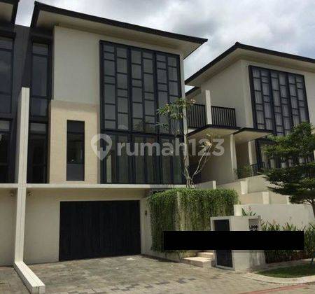 Rumah 2 Lantai Bagus Unfurnished Nava Park di Bsd City, Tangerang 1