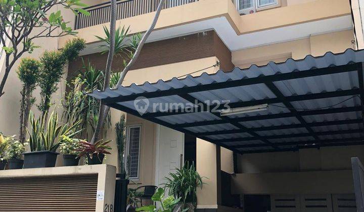 Rumah design istimewa bbrp menit menuju PIM 1