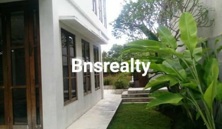 Villa Lokasi Berawa 2