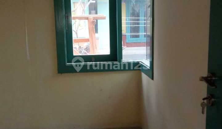 Rumah Lokasi Strategis Dekat Universitas Indonesia 2