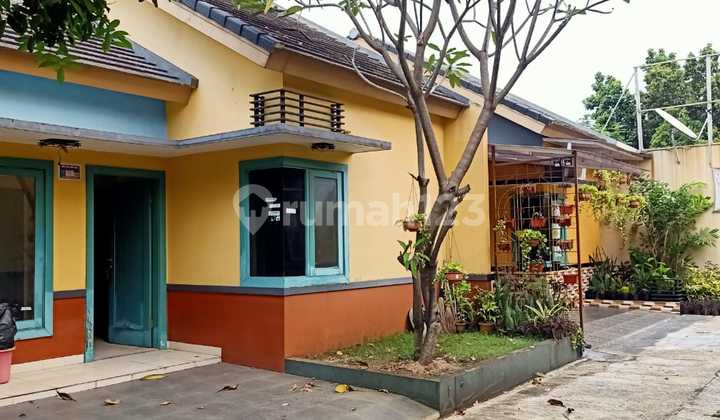 Rumah Lokasi Strategis Dekat Universitas Indonesia