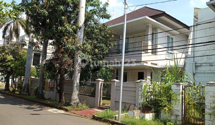 Di  CEPAT rumah HOEK  di JANUR  ELOK 4 belakang hotel Santika Kelapa Gading. 2