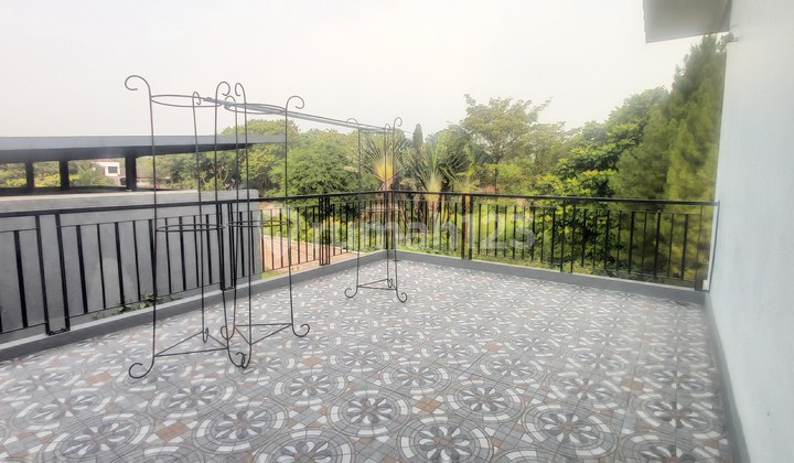 Luxury House Hook Position in Tajur Area 3 Floors