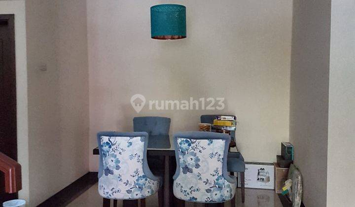 Dijual rumah megah di Islamic Village Karawaci Tangerang 2