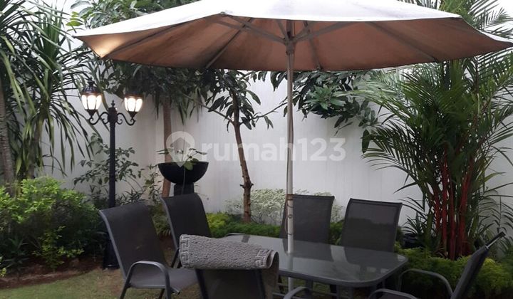 RUMAH STRATEGIS DI KOMPLEK ELIT GRAND WISATA BEKASI 2