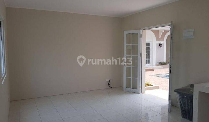 Dijual Murah Rumah Kost2an Bagus 3 Lantai Di Alesha House Bsd Kost2An Ekslusif Kondisi Sangat Bagus  Dan Siap Disewakan, Bsd City Dilengkapi Dengan Pool Private Lokasi Sangat Strategis Dan Cocok Untuk Dijadikan Kost2An Passive Income 2