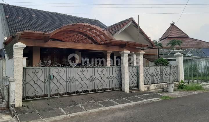 Rumah Dalam Kompleks Di Mampang Prapatan Dekat Kemang Dan Buncit