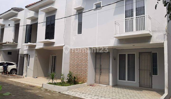 Rumah Baru Dalam Townhouse Dekat Ke AEON Mall  Tanjung Barat 2