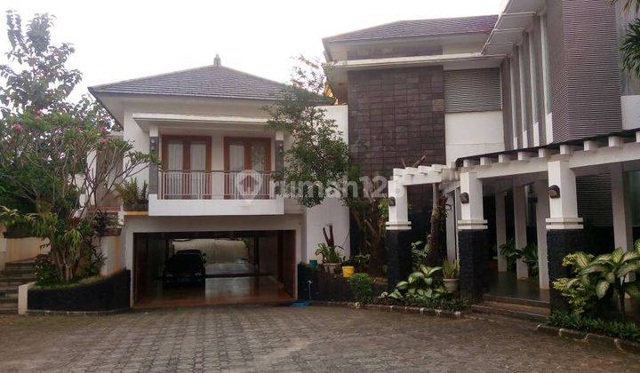 Rumah Mewah Jalan Veteran Cempaka Jaksel Luas 900m2 FURNISHED 1