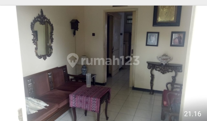 Rumah di kawasan elite Dieng 2