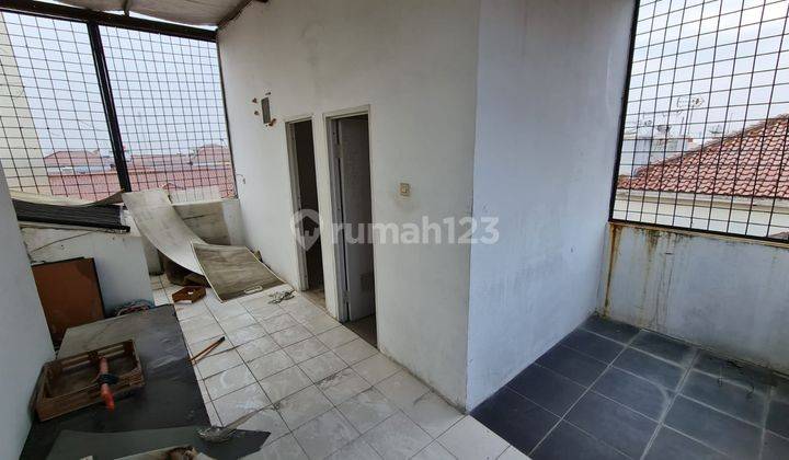 Town House Puri Grisenda. Renovasi Menjadi 3,5 Lantai. Jalan Lebar. Nego 2