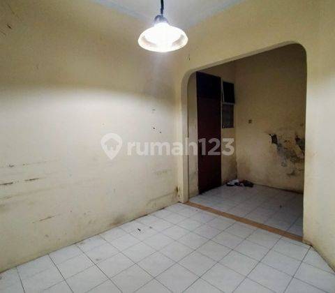 Dijual Rumah Kemanggisan Hitung Tanah Harga Terjangkau 2