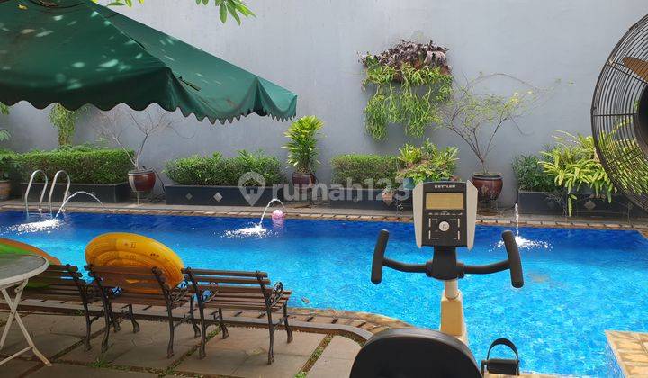 RUMAH MEWAH FULL FURNISHED DEKAT SENAYAN CITY MALL 2