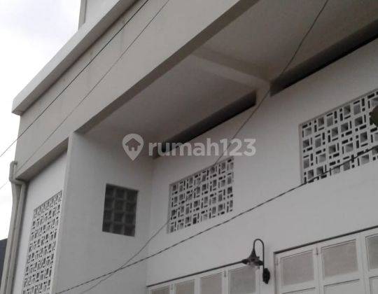 Rumah Kost Full Renovasi tingkat 3 Lantai siap pakai di Perumahan Tanah Mas, Semarang 1