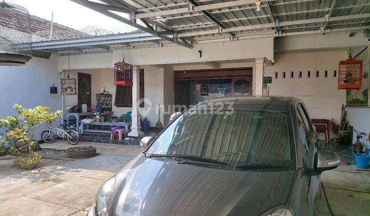 Rumah siap pakai di kadipiro banjarsari solo 2