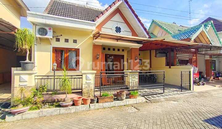 Dalam Perumahan Condong Catur Dekat Mall dan Amikom 1