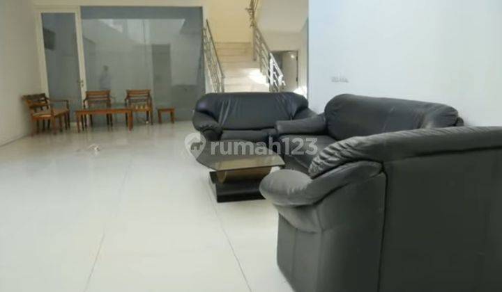 Rumah Baru Minimalis Modern Raffles Garden Citraland 2