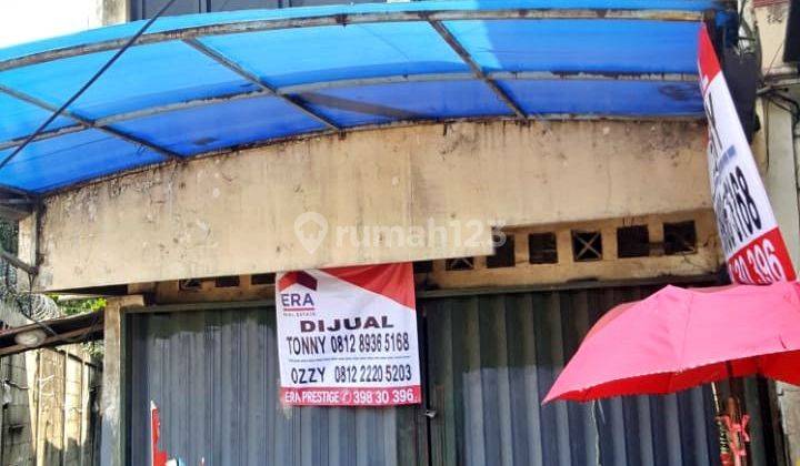 Ruko dan Rumah di Belakangnya, Pinggir Jalan Raya 2